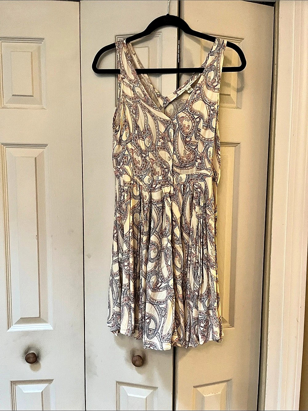 Staring at Stars Paisley Mini Dress in Cream & Blue Size Medium Like New